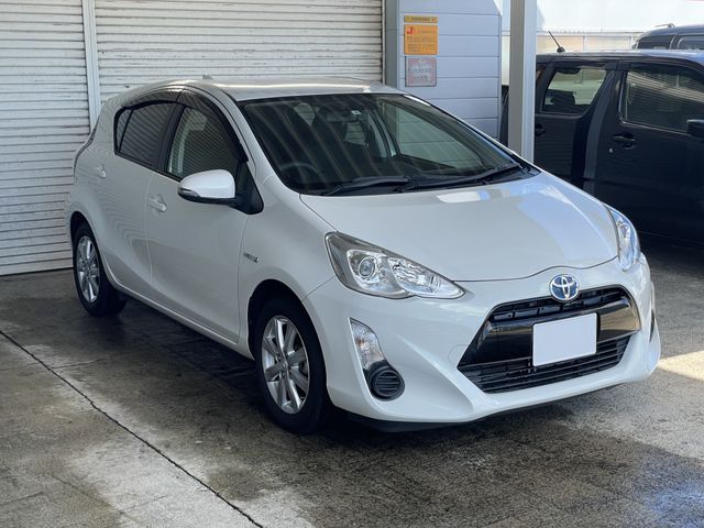 Toyota AQUA 2017-06 8510-2