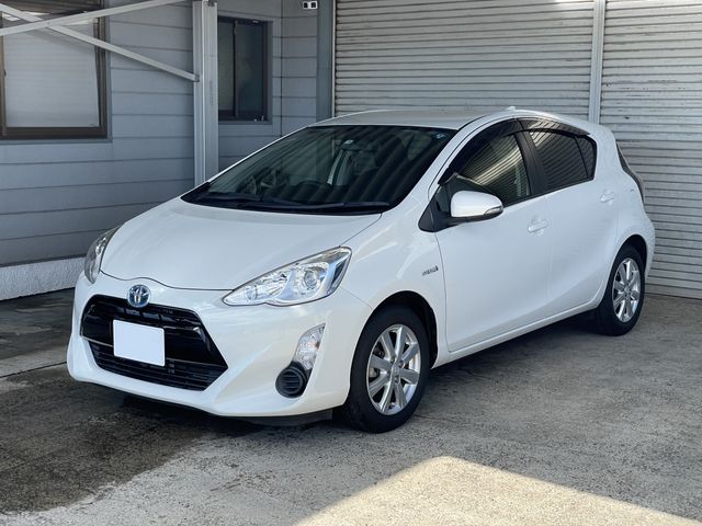 Toyota AQUA 2017-06 8510-0