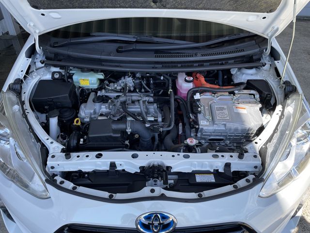 Toyota AQUA 2017-06 8510-8