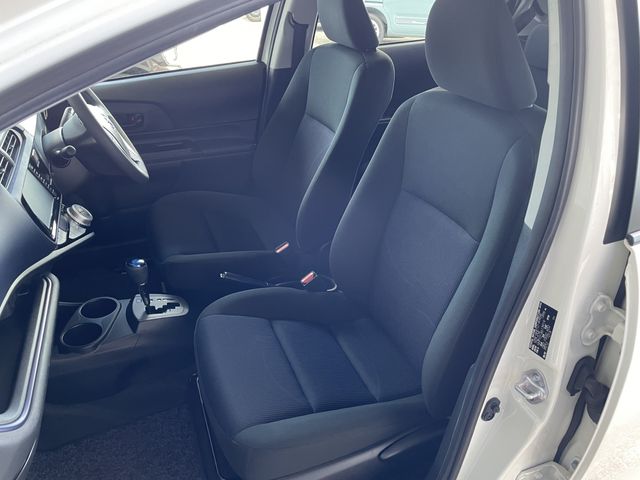 Toyota AQUA 2017-06 8510-24