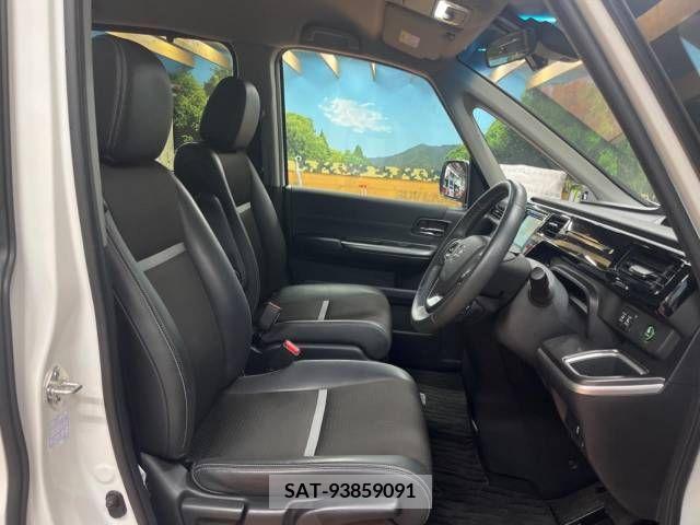 Honda e 2021-10 246161-8