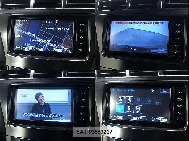 Toyota PRIUS ALPHA 2014-10 246478-3
