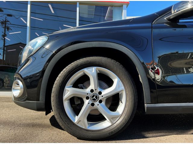 Mercedes Benz GLA-CLASS 2018-03 1849-6