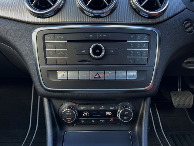 Mercedes Benz GLA-CLASS 2018-03 1849-13