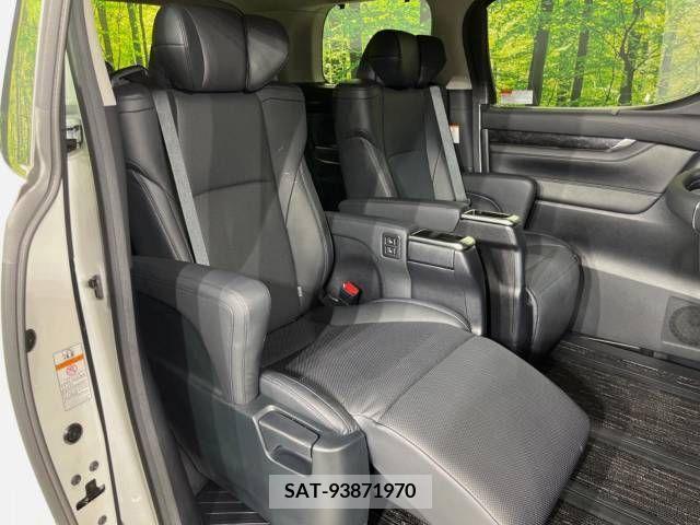 Toyota VELLFIRE 2018-06 332952-8