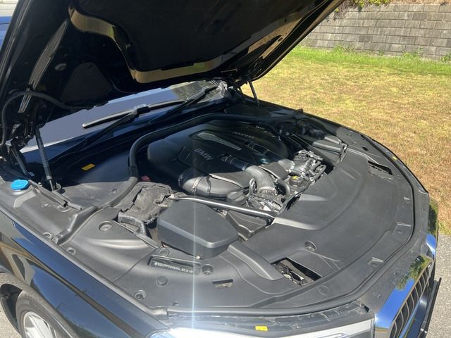 Bmw 7 SERIES 2016-03 6814-22