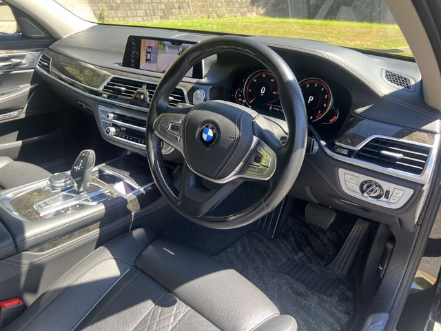 Bmw 7 SERIES 2016-03 6814-4