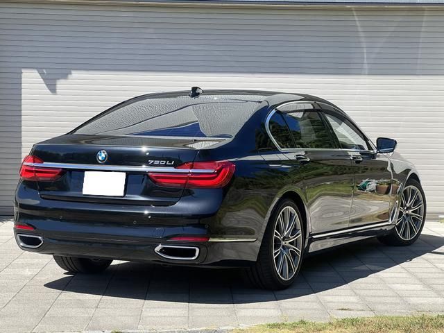 Bmw 7 SERIES 2016-03 6814-1