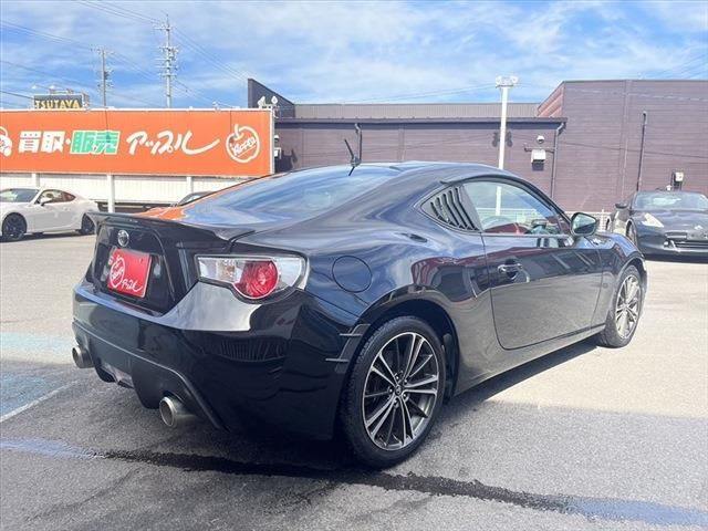 Toyota 86 2013-03 16358-4