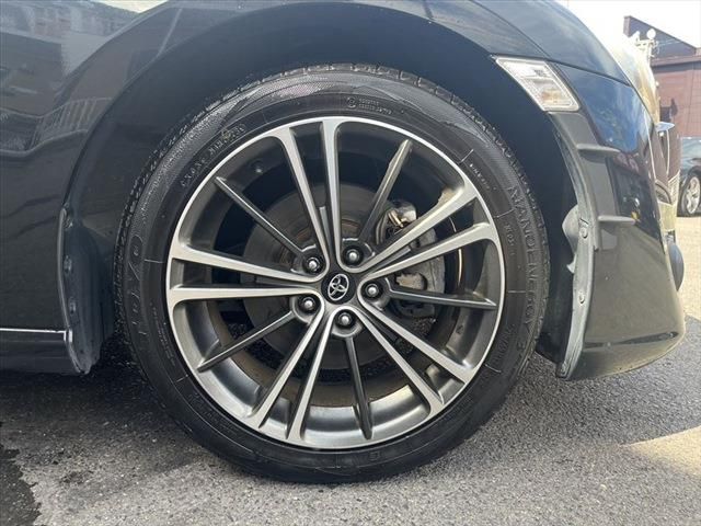 Toyota 86 2013-03 16358-14