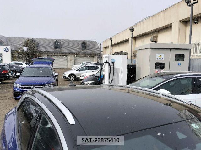 VolksWagen ID.4 2022-11 236607-18