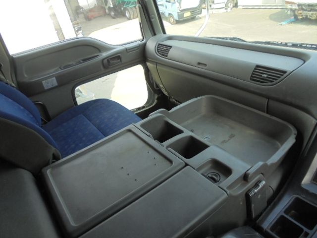 Isuzu GIGA 2009-04 5873-18