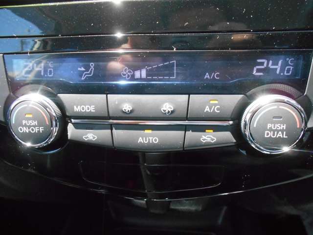 Nissan X-TRAIL 2015-11 186611-14