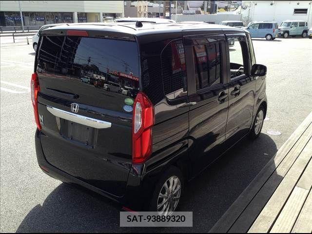 Honda N BOX 2018-07 278687-4