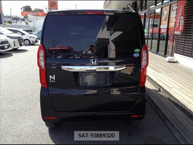 Honda N BOX 2018-07 278687-5