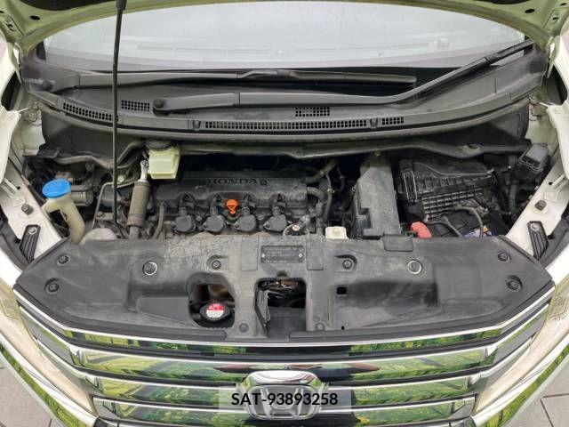 Honda e 2012-11 379263-17