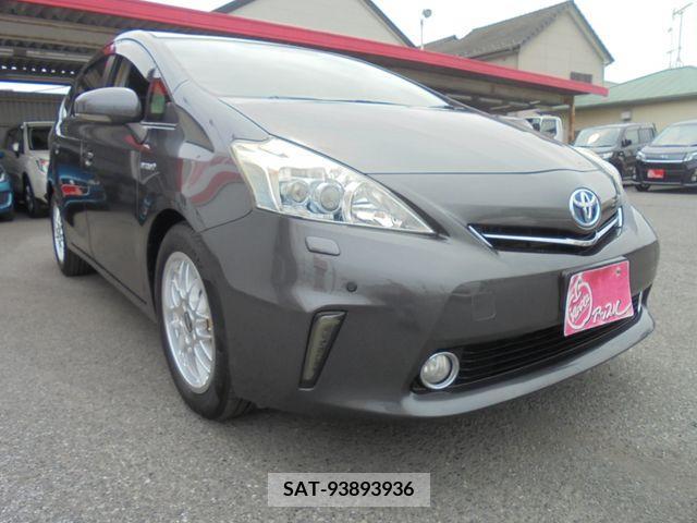 Toyota PRIUS ALPHA 2011-10 327519-3