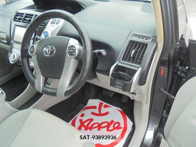 Toyota PRIUS ALPHA 2011-10 327519-9