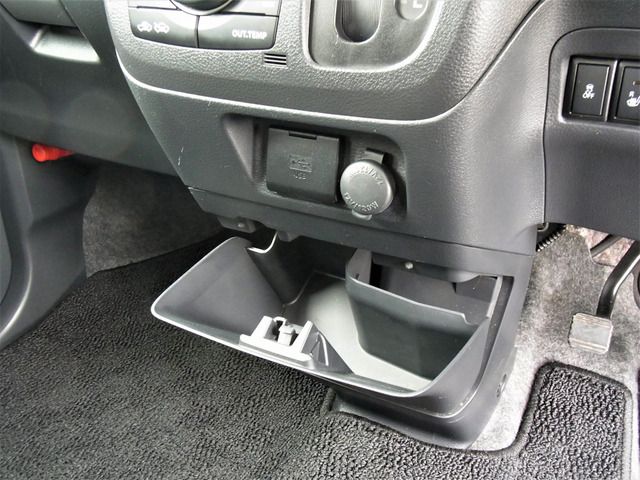 Suzuki SPACIA 2016-11 188032-19
