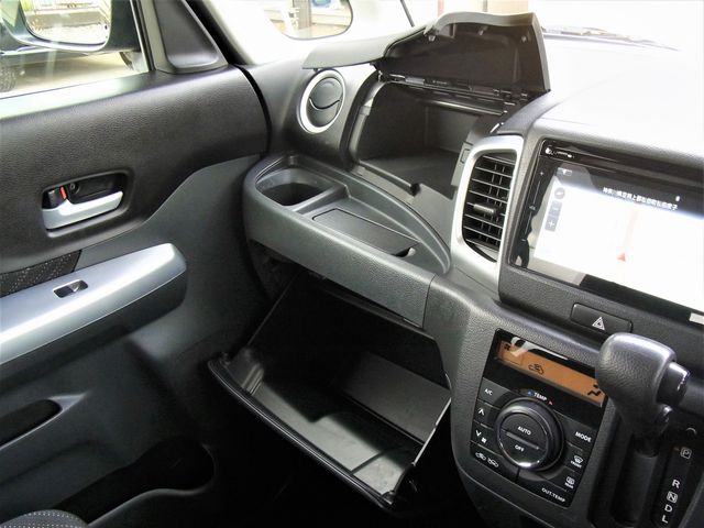 Suzuki SPACIA 2016-11 188032-21