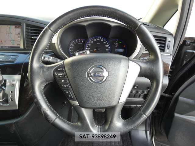 Nissan ELGRAND 2010-12 359736-13