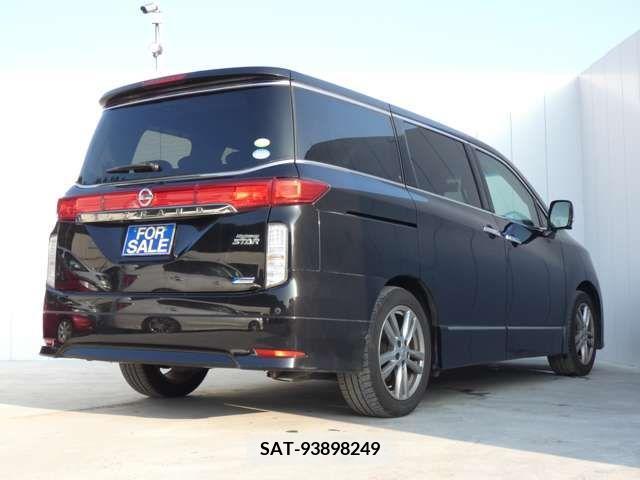 Nissan ELGRAND 2010-12 359736-7