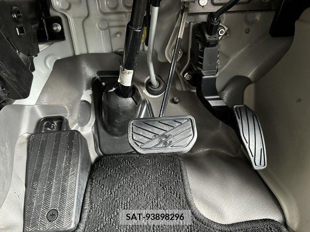 Nissan CLIPPER 2018-07 325459-10