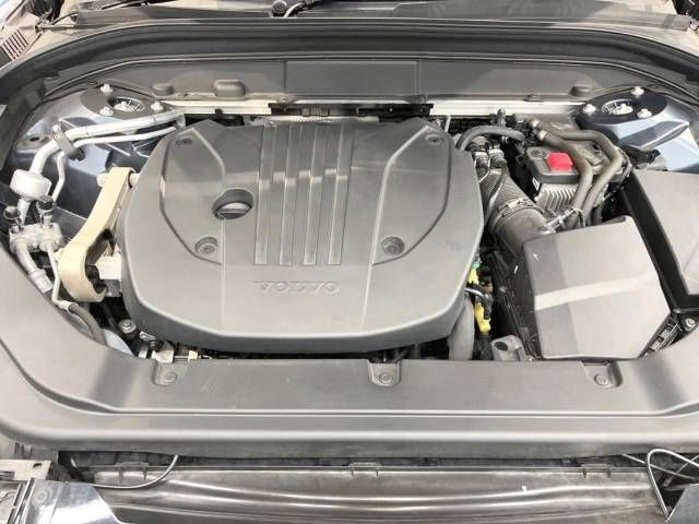 Volvo XC60 2020-04 17323-19