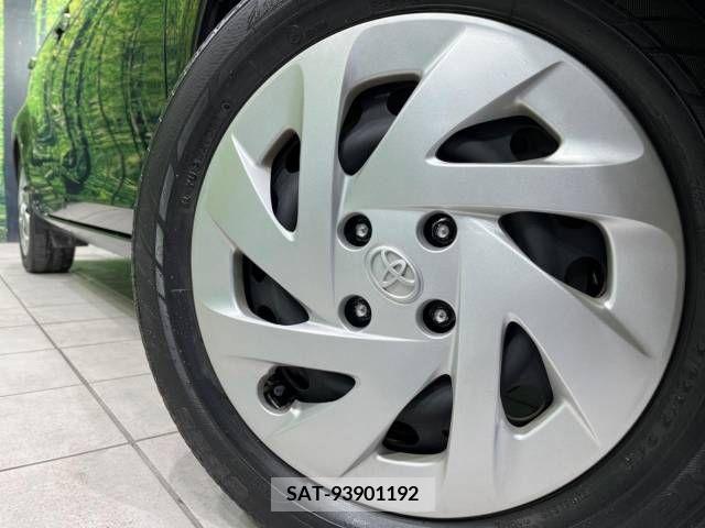 Toyota AQUA 2017-03 204643-13