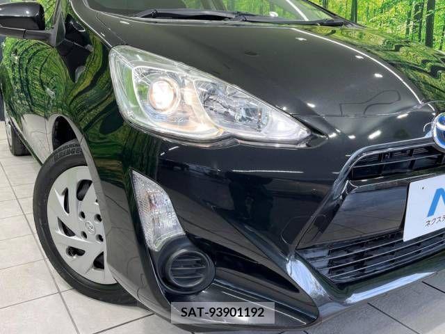Toyota AQUA 2017-03 204643-12