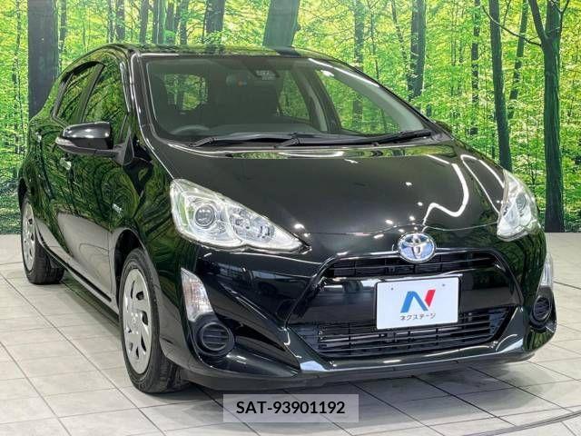 Toyota AQUA 2017-03 204643-16