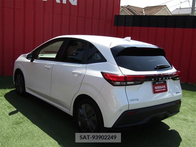 Nissan NOTE 2022-03 233744-1