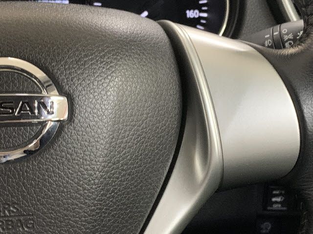 Nissan X-TRAIL 2015-03 12553-21