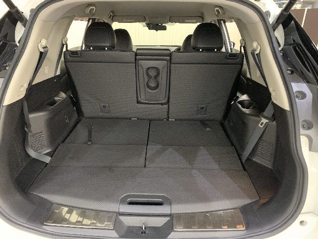 Nissan X-TRAIL 2015-03 12553-20