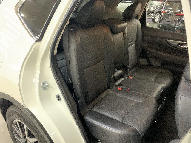Nissan X-TRAIL 2015-03 12553-3
