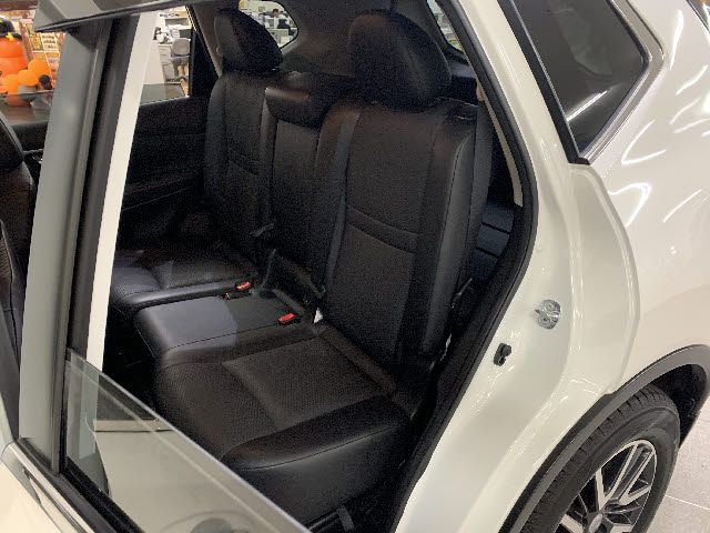 Nissan X-TRAIL 2015-03 12553-18