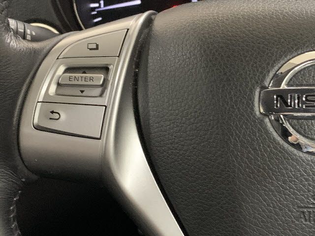 Nissan X-TRAIL 2015-03 12553-15