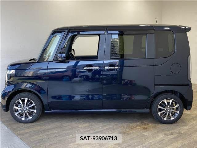 Honda N BOX CUSTOM 2024-03 278896-3