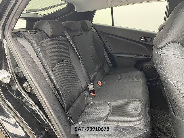 Toyota PRIUS 2016-06 281999-9