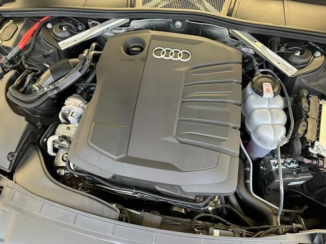 Audi A4 2021-10 181875-17