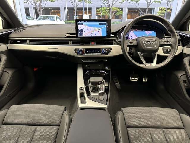 Audi A4 2021-10 181875-7