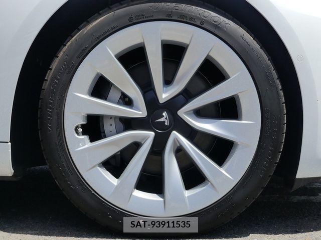 Tesla MODEL 3 2022-02 334883-9