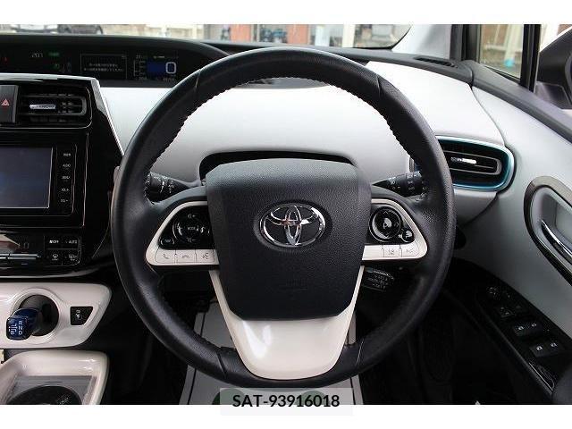 Toyota PRIUS 2016-02 282167-11