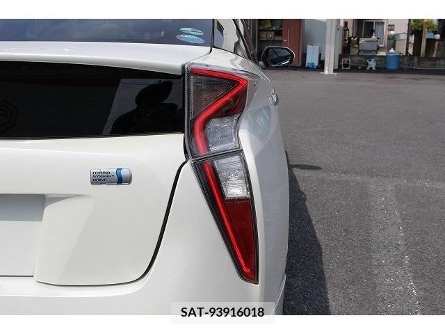 Toyota PRIUS 2016-02 282167-6