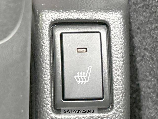 Suzuki SWIFT 2023-04 369006-5