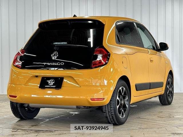 Renault TWINGO 2019-08 316962-15