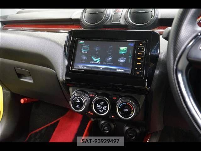 Suzuki SWIFT 2018-10 352407-10