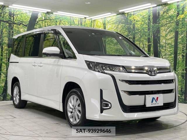 Toyota NOAH 2022-07 298096-17