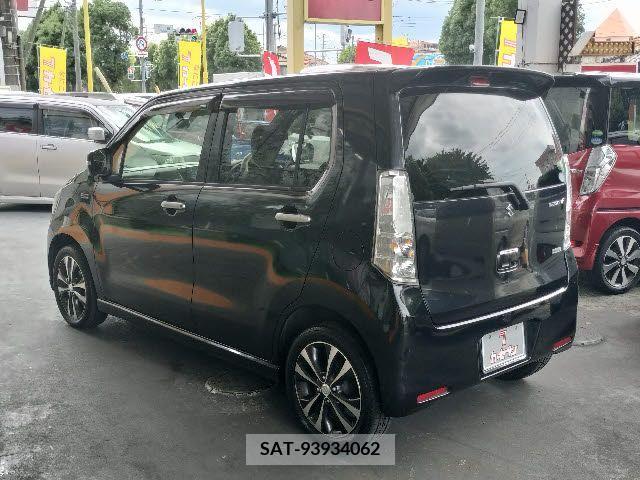 Suzuki WAGON R 2013-12 337767-8