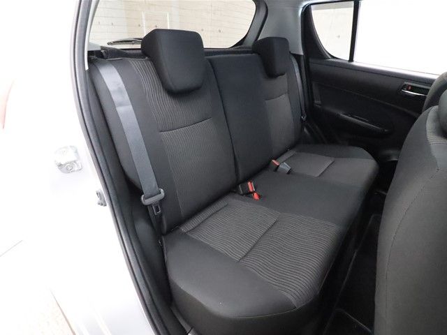 Suzuki SWIFT 2011-04 26880-4